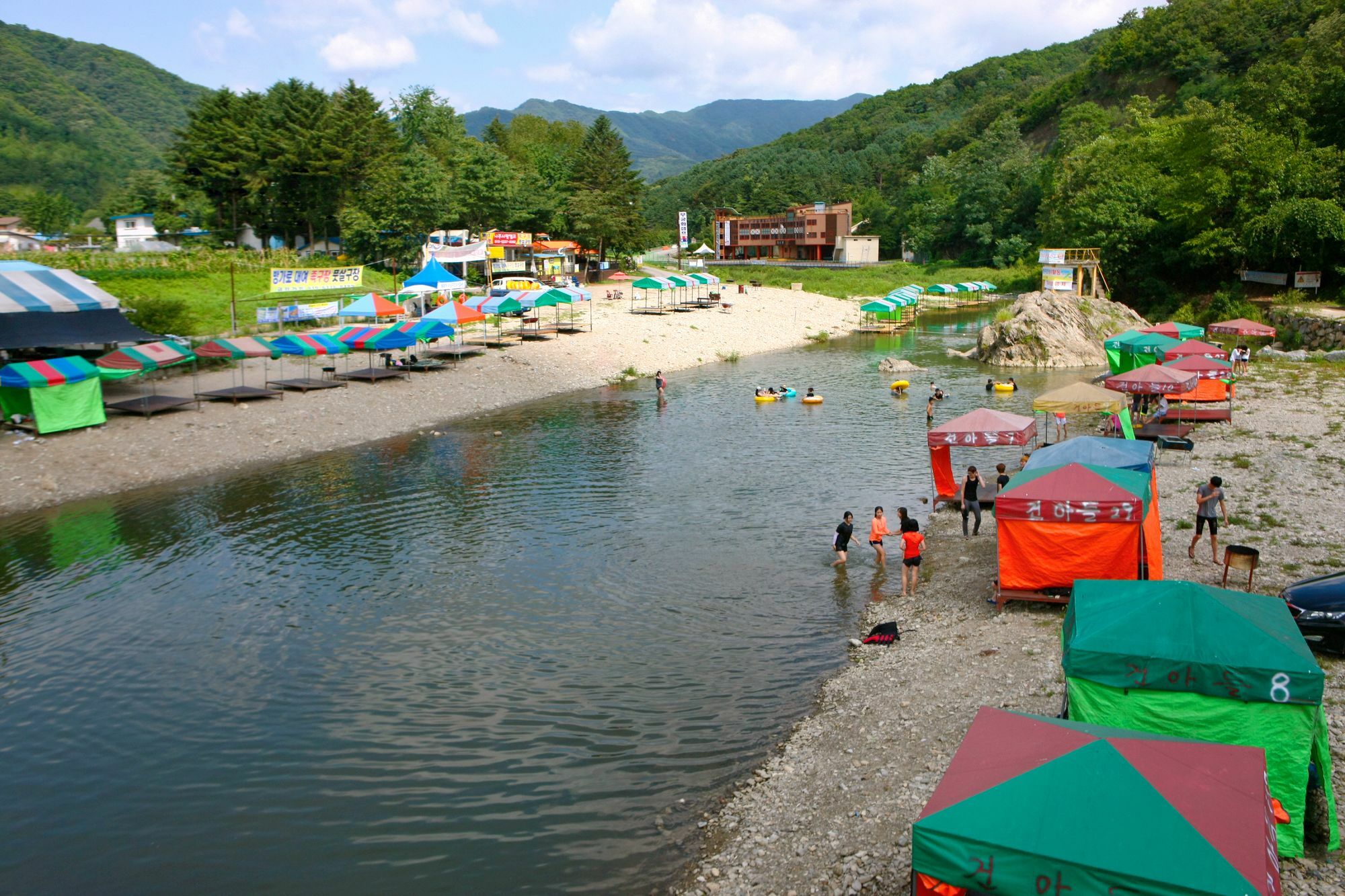 Traum Hotel y Condo Gapyeong Exterior foto